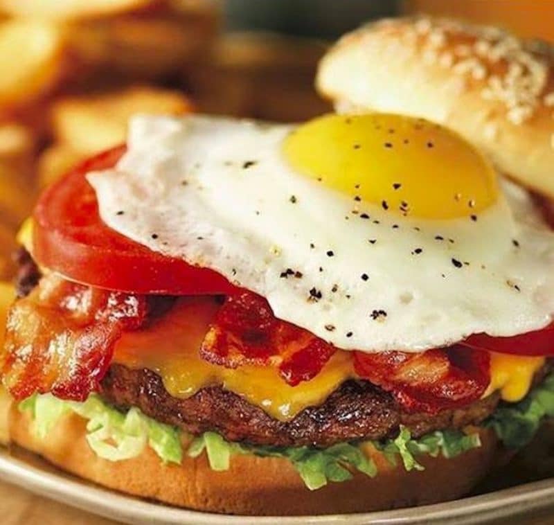Red Robin Burgers in Rancho Mirage and La Quinta are a great place to watch basketball, football, and other sports