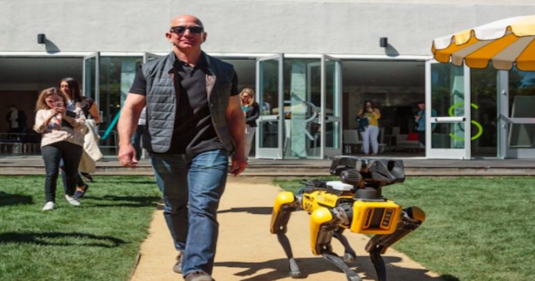 Jeff Bezos brought some cool robots to Palm Springs