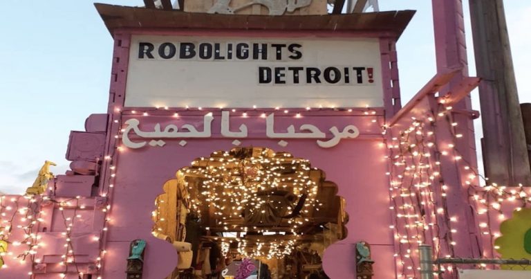 Detroit sure seems to be digging RoboLights